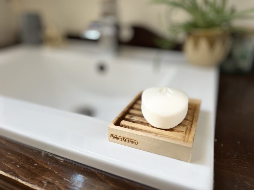 Porte-savon en bois « D-Coulé »
