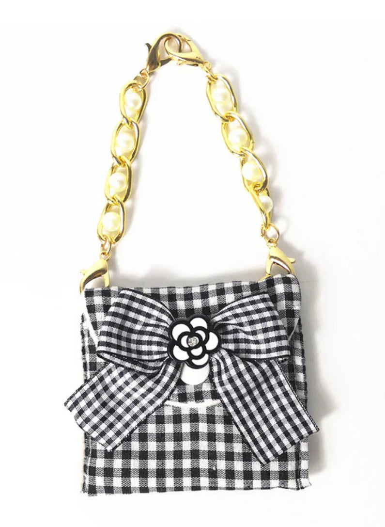 Robe et sac à main Chewnel
