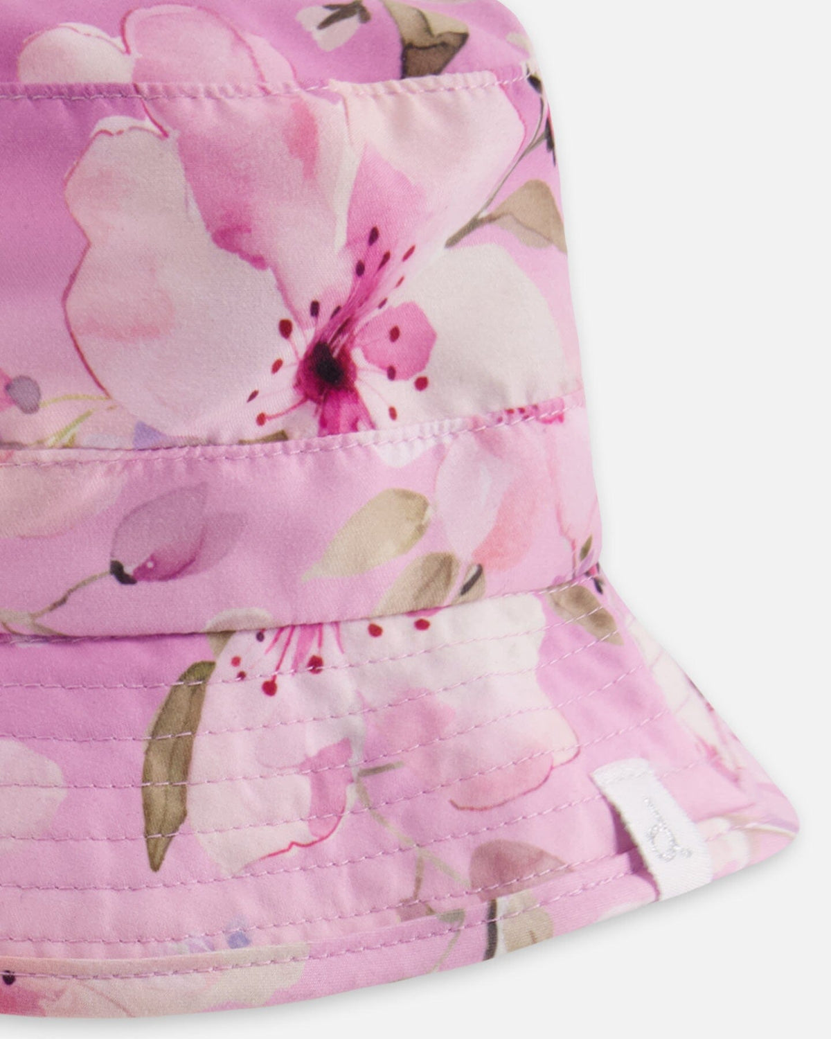 Chapeau de plage à motif floral violet