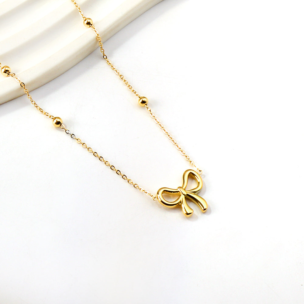 Collier Pendentif Nœud Charmant