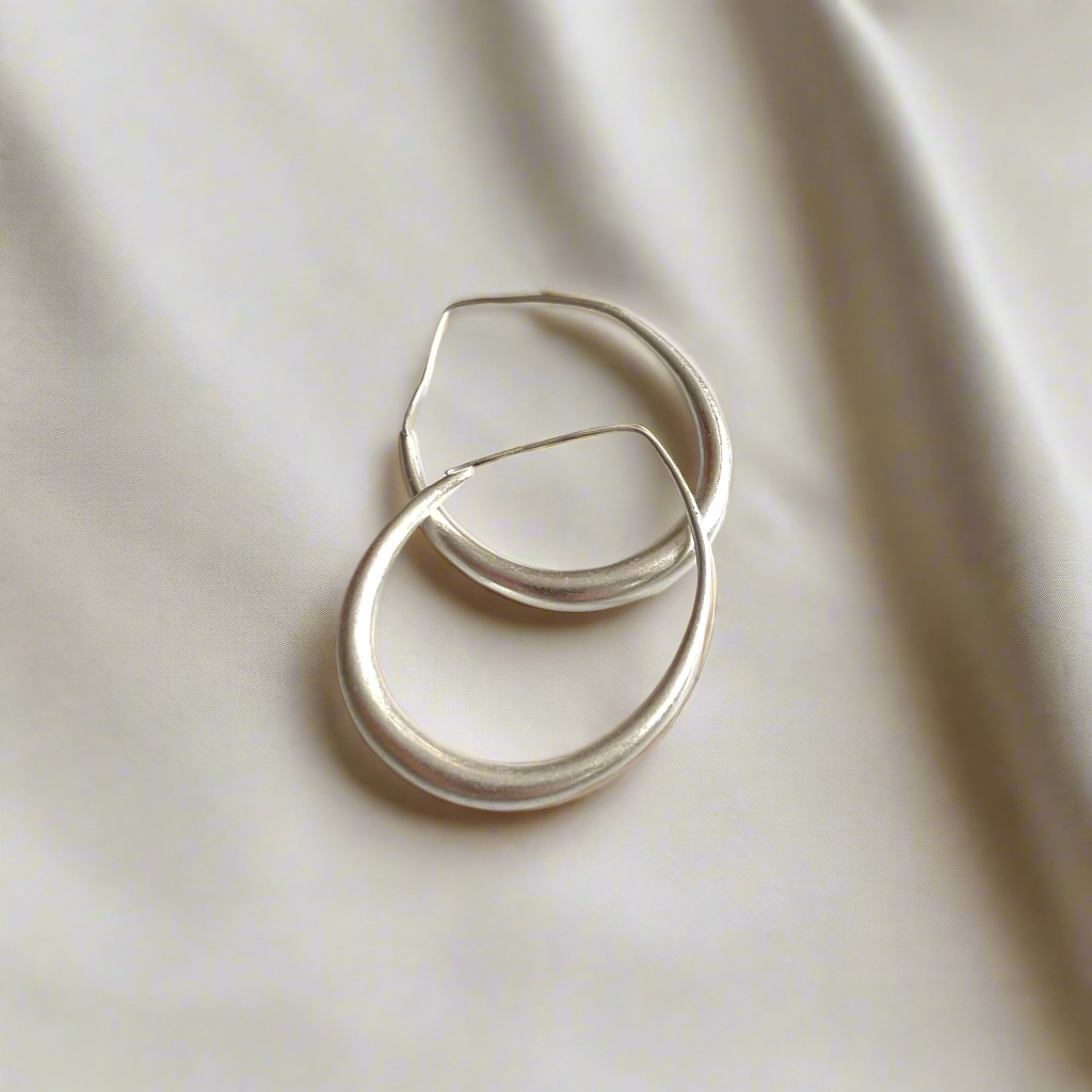 Boucle d'oreille créole goutte d'eau - Plaqué argent