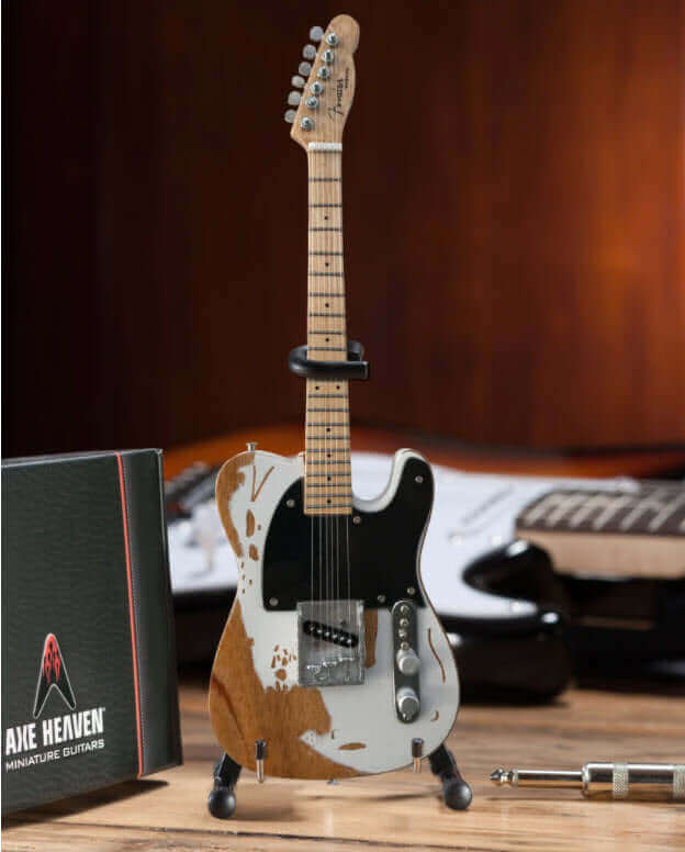 Jeff Beck Relic Fender™ Esquire Custom Shop Tribute Miniature Guitar