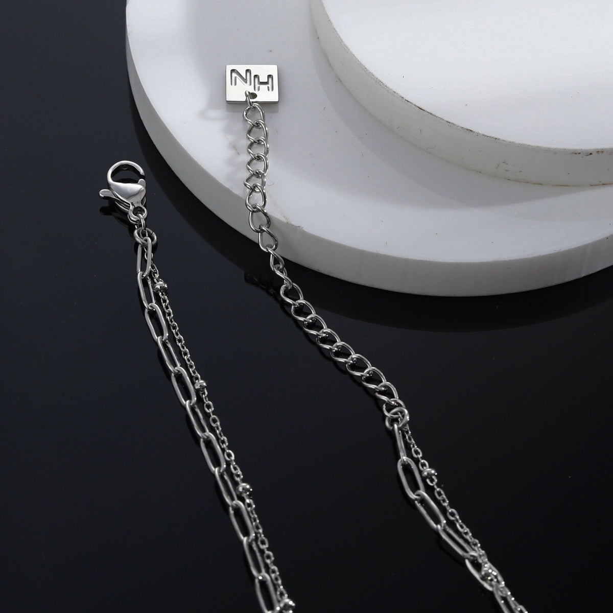 KATERI Argent : Collier chaînes superposées avec pendentif breloque solitaire zircone