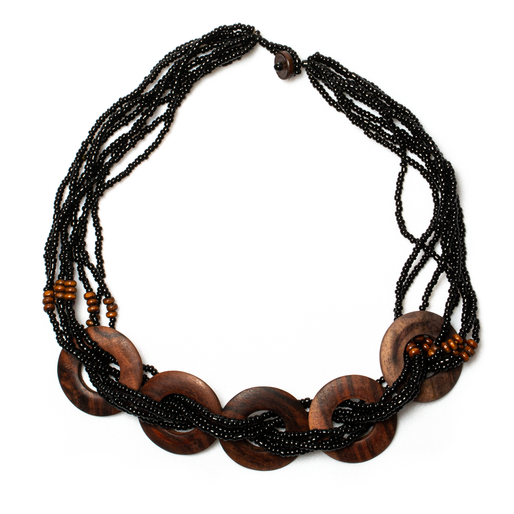 Collier en bois à plusieurs brins