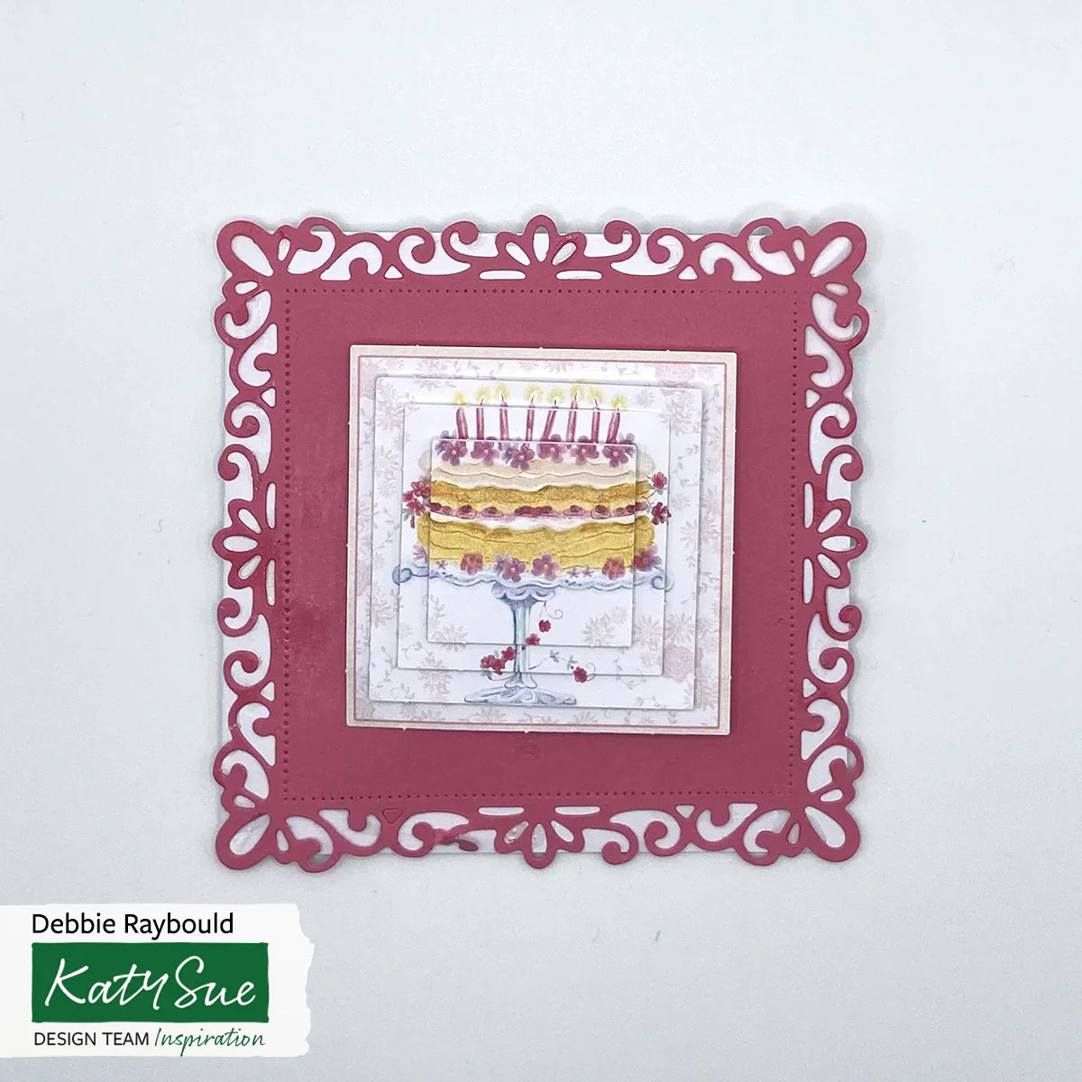 Découpage prédécoupé – Gâteau d'anniversaire étagé (Paquet de 3)