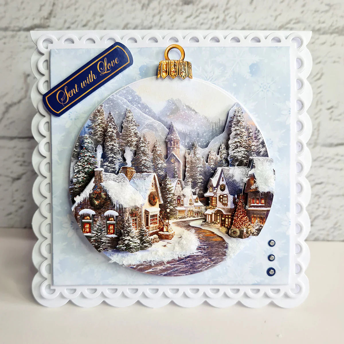 Découpage découpé à la matrice – Boule de Noël Village (paquet de 3)