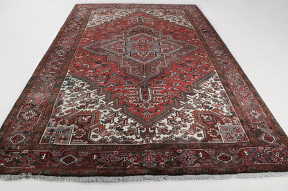 Persian Heriz Rug | 7' 5" x 10' 10"