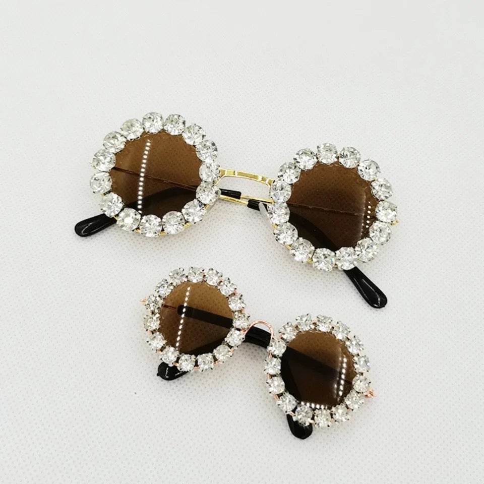 Doga Kat Sunglasses – Luxury Rhinestone Pet Sunglasses