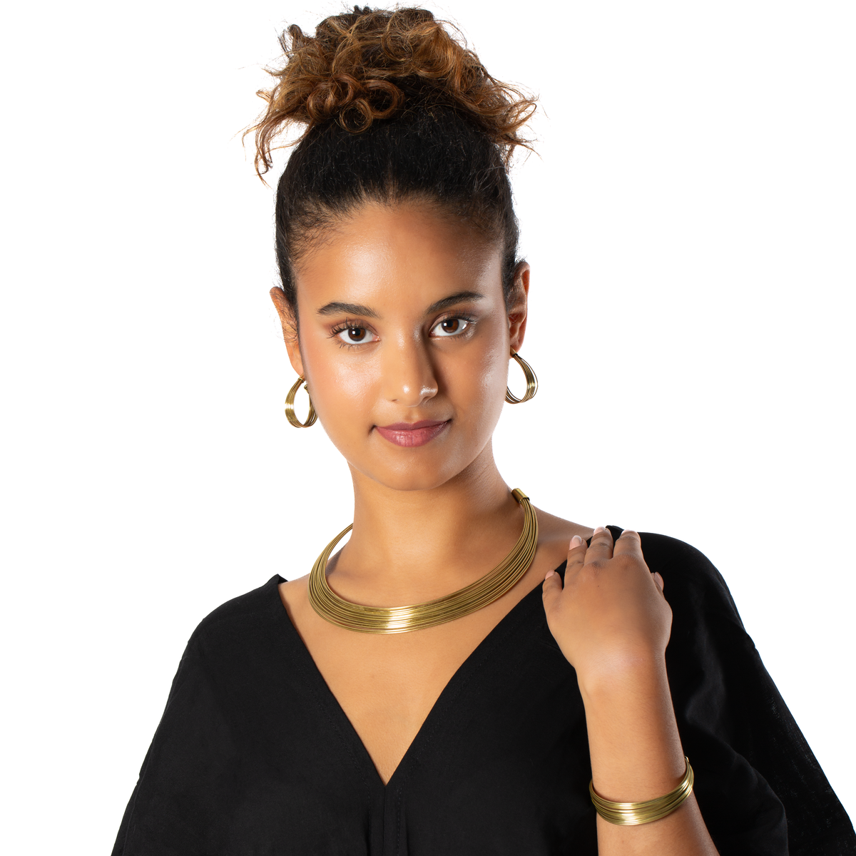 Collier Ras du Cou Multibrins en Métal - Couleur Or
