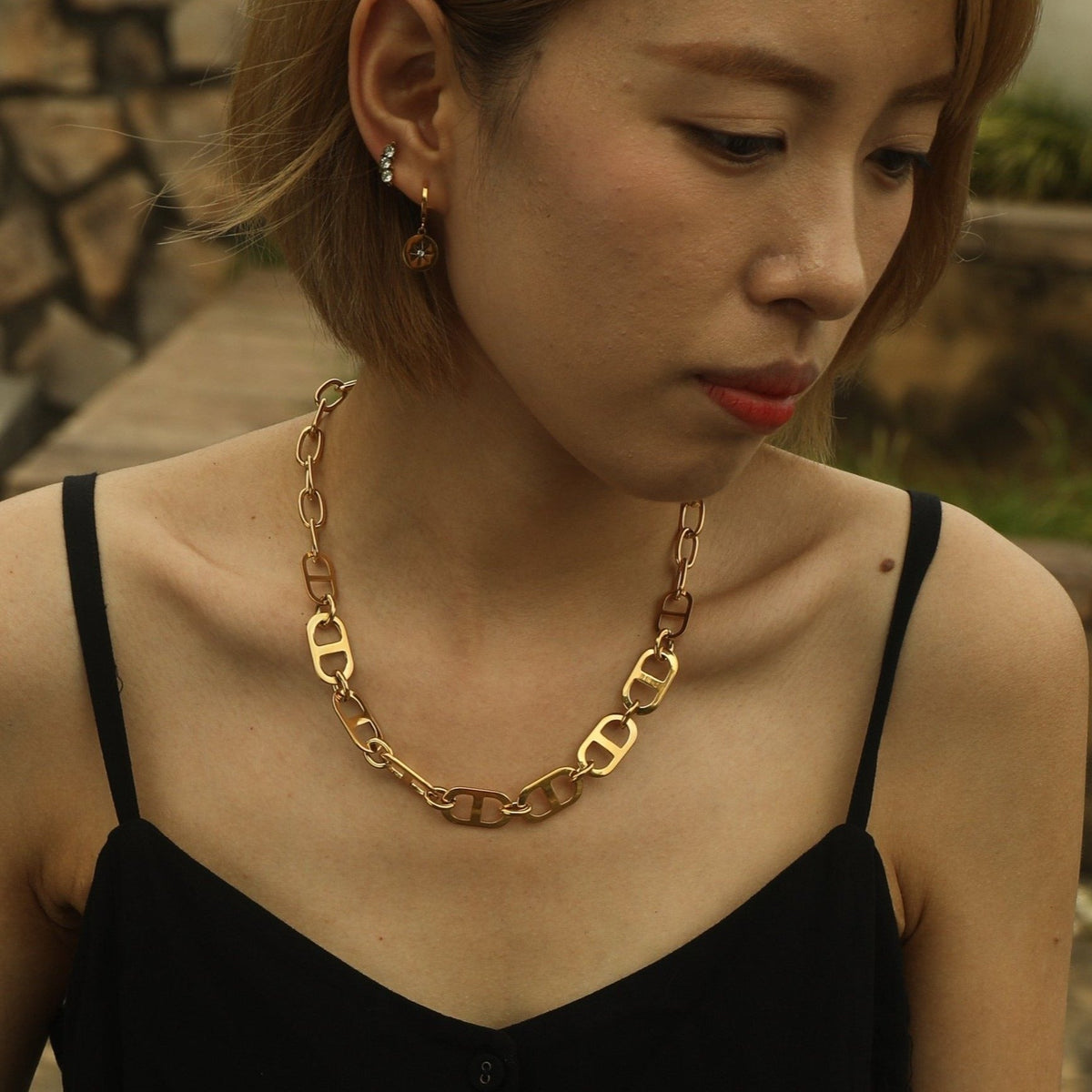 ZOIE: Collier plastron à maillons doubles