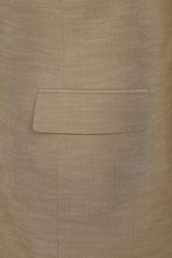 CRÉEZ VOTRE TENUE : Costume ajusté beige (l'ensemble comprend un costume 2 pièces, une chemise, une cravate ou un nœud papillon, une pochette assortie et des chaussures)