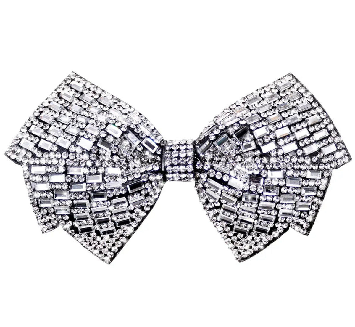 Nœud embelli de strass