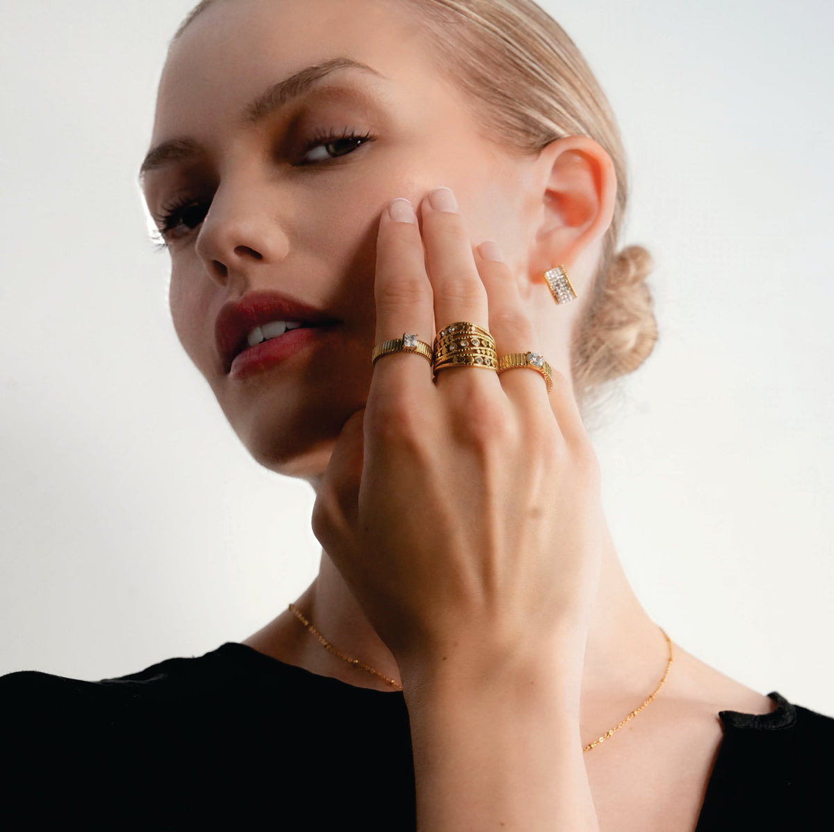 Bague empilable BUENA multi-bandes avec zircone