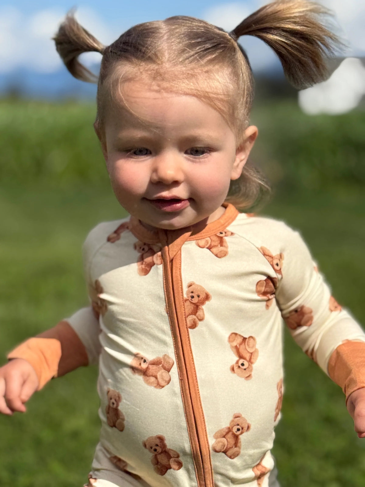 Grenouillère ourson convertible avec pieds intégrés