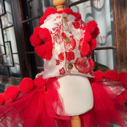 Robe chinoise Lucky Bloom pour chien Nouvel An | Style Cheongsam rouge et or à pompons
