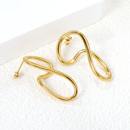 Boucles d'oreilles créoles courbées chic