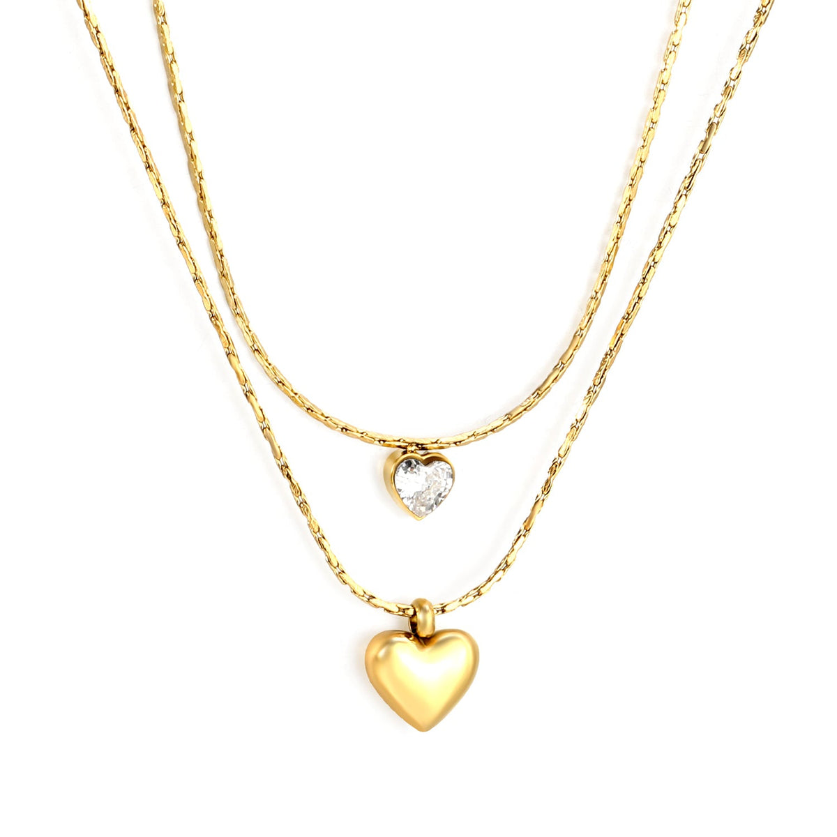 Collier en chaîne à cœurs superposés