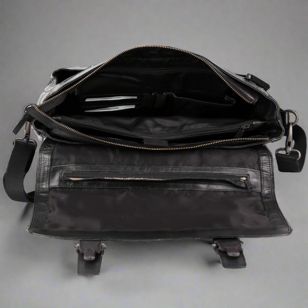 Sac pour ordinateur portable en cuir MET Messenger
