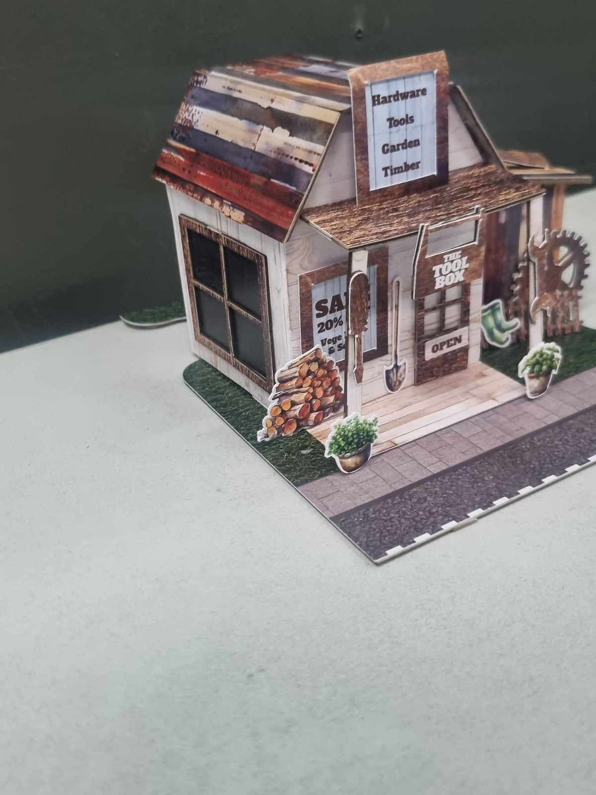 3Quarter Designs Lane Village - La Quincaillerie Tool Box