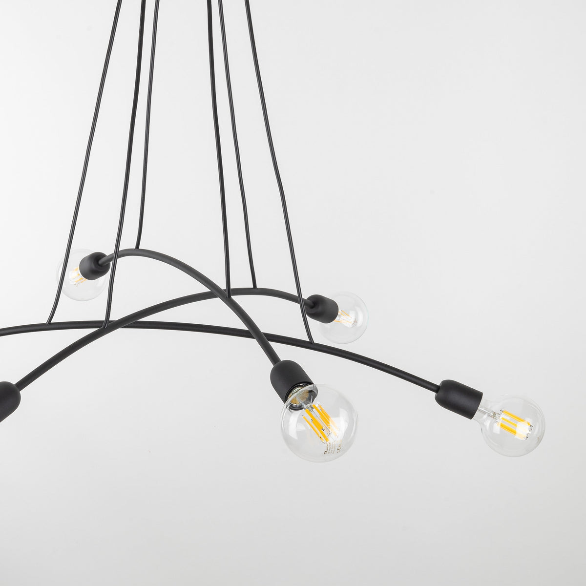 Suspension minimaliste noire HELIX 6 (Liquidation)