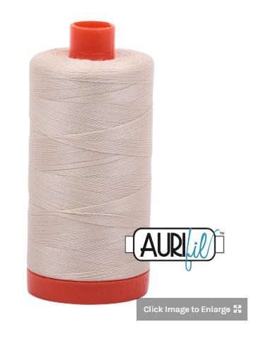 Fil Aurifil n° 2310, beige clair uni
