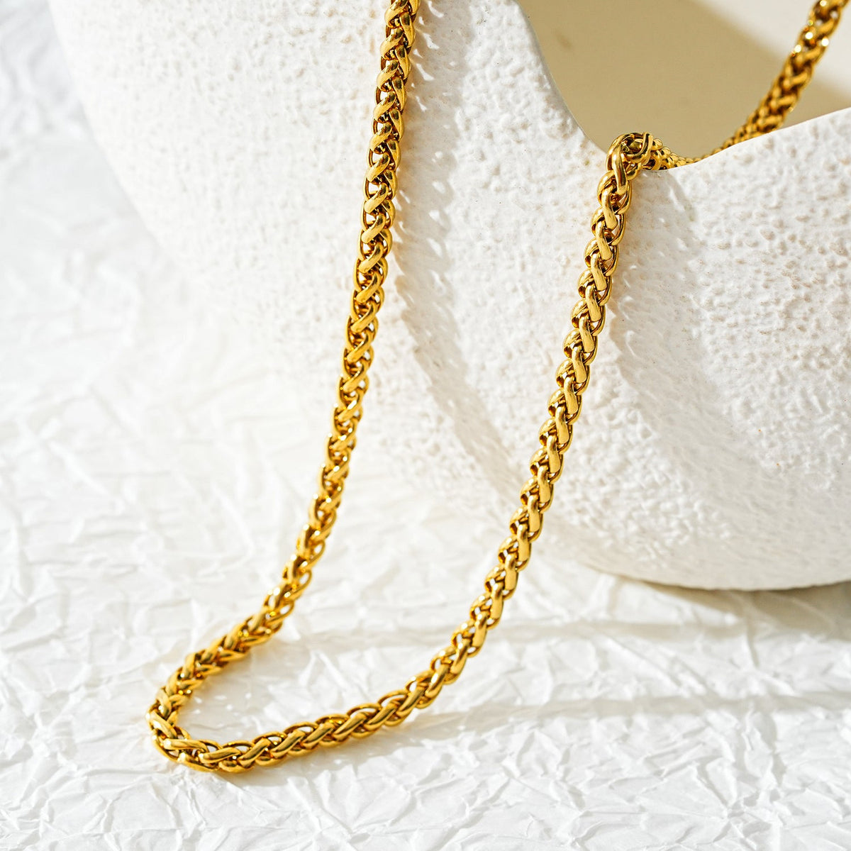 ACTON Gold : Collier chaîne byzantine largeur moyenne.