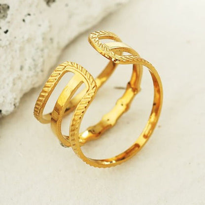 AMALIA: Bague en or ornée de zircone triple épaisseur