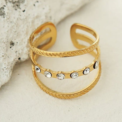 AMALIA: Bague en or ornée de zircone triple épaisseur