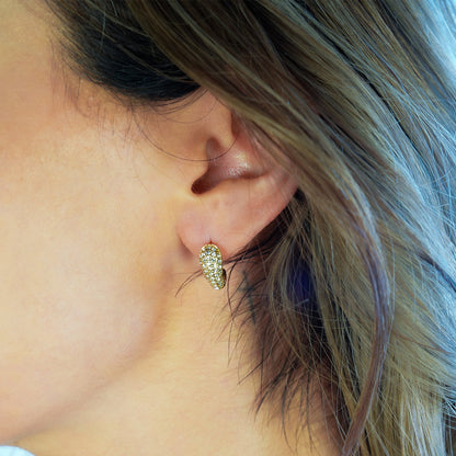 ANCORA : Puces d'oreilles en forme de poire avec pavé de zircones cubiques (CZ).