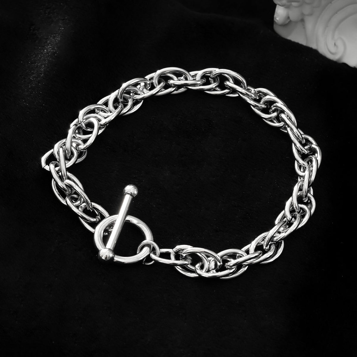 ARDA Or blanc ton argent : Bracelet multimaillons épais et complexe avec fermoir circulaire et en T