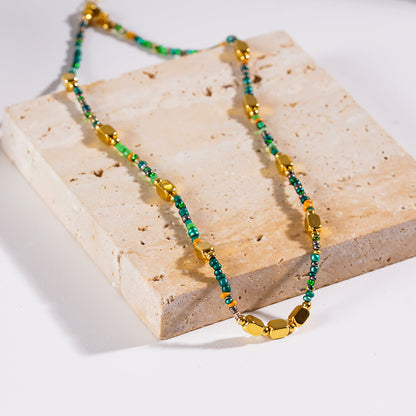 Style AYESHA : Collier chaîne bohème élégant orné de perles en cristal et de perles dorées