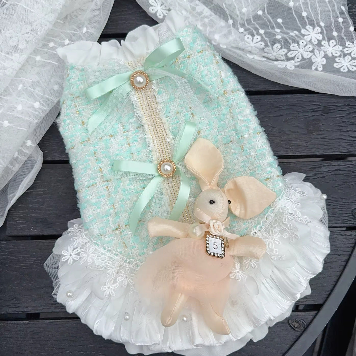 Robe de Pâques Coco Chewnel pour chien – Robe de Pâques pour chien