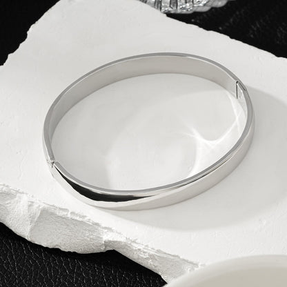 BAKOVAN : Bracelet jonc en argent de largeur moyenne pour homme ou femme