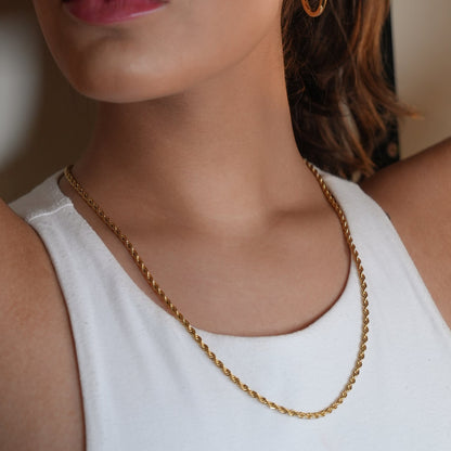 BALHAM : Collier en or texturé chaîne corde