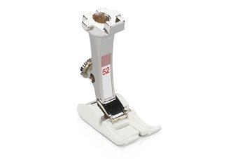 Bernina #52  Zig Zag with Teflon