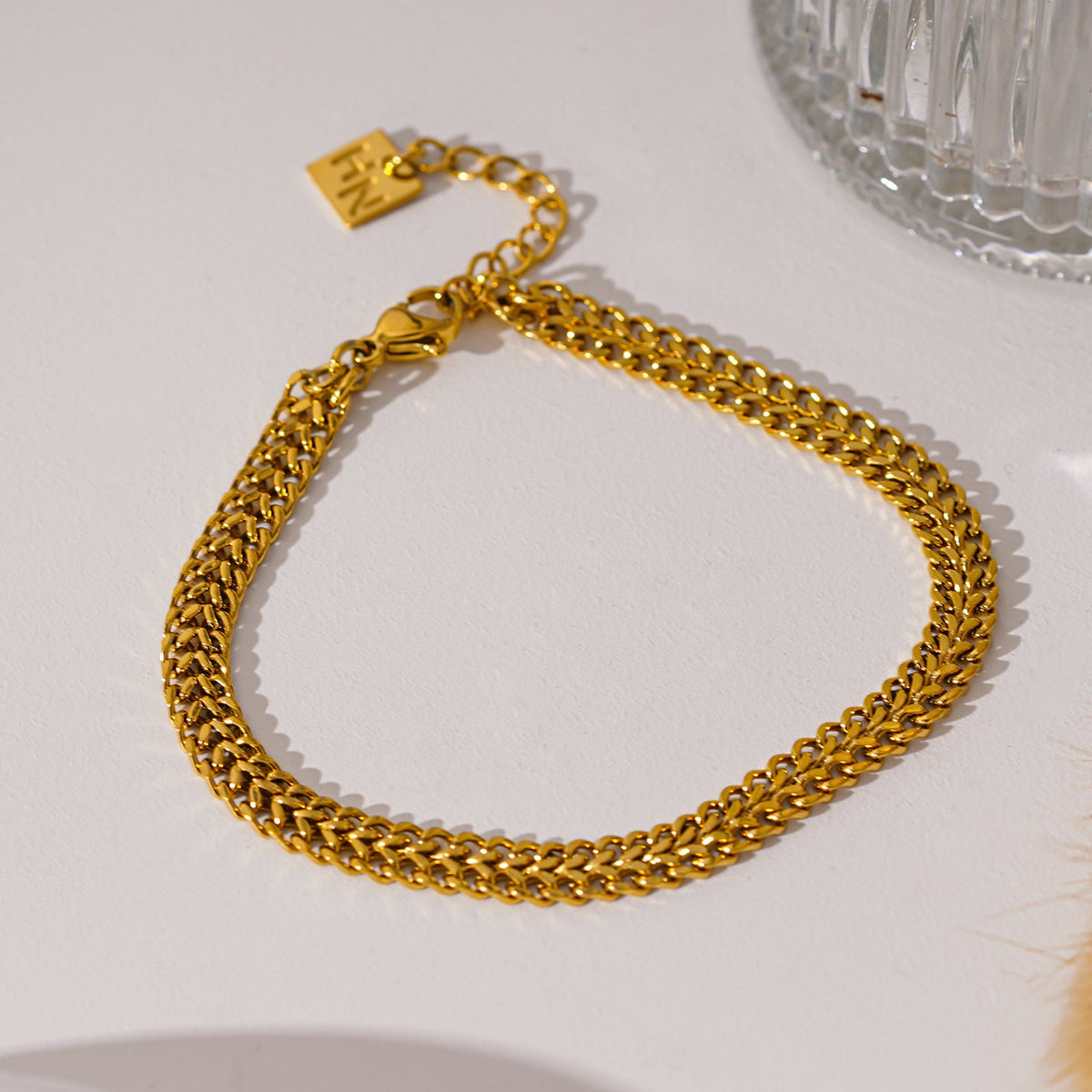 Style BELLAMY : Bracelet chaîne double singulier large et complexe