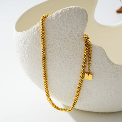 BRIELLA LG: Chaîne maille cubaine en or pour cheville