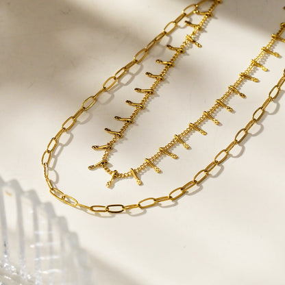 BRONTE : Collier superposé à 2 chaînes avec chaîne minimaliste à maillons trombone et chaîne à maillons ornée d'un crochet