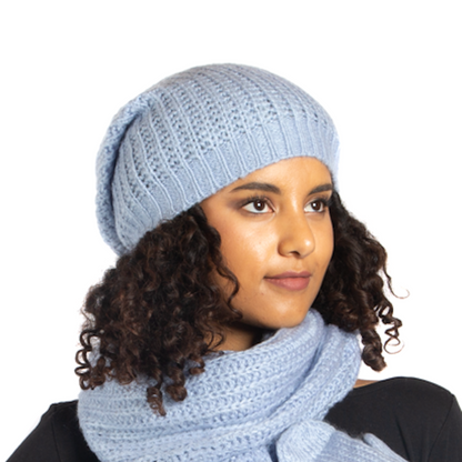 Bonnet en tricot simple avec lien arrière