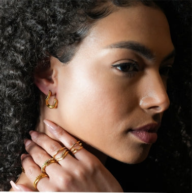Boucles d'oreilles créoles forme abstraite CAGLIO dorées
