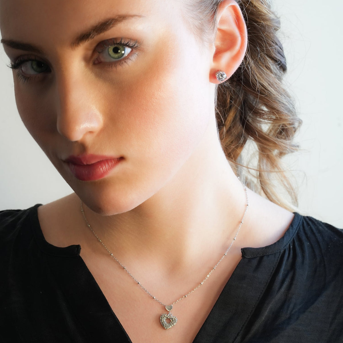 CODI Silver (Or Blanc) : Clous d'oreilles essentiels quotidiens en Moissanite (Alternative au Diamant)