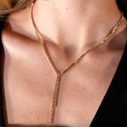DIANA Collier chaîne avec zircons sertis pavé et détail lariat