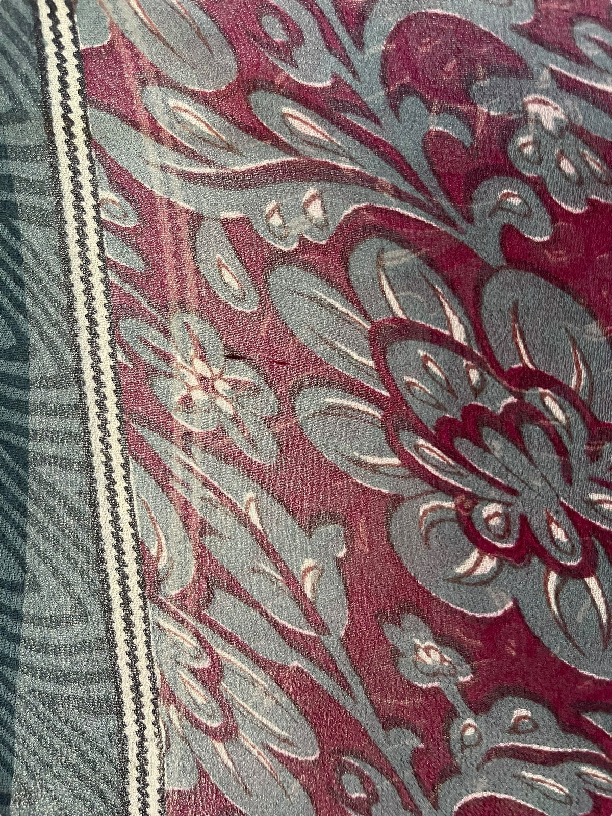 PRG7183 Tunique longue en pure soie transparente avec liens sur les côtés