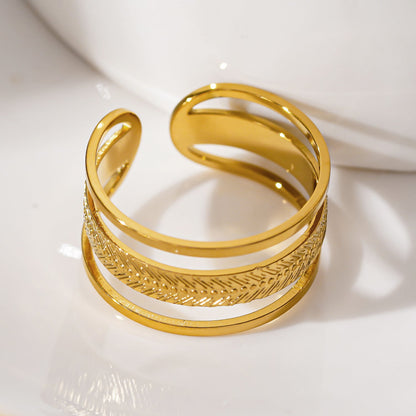 MATHEO: Bague Triple empilement Or Texturé