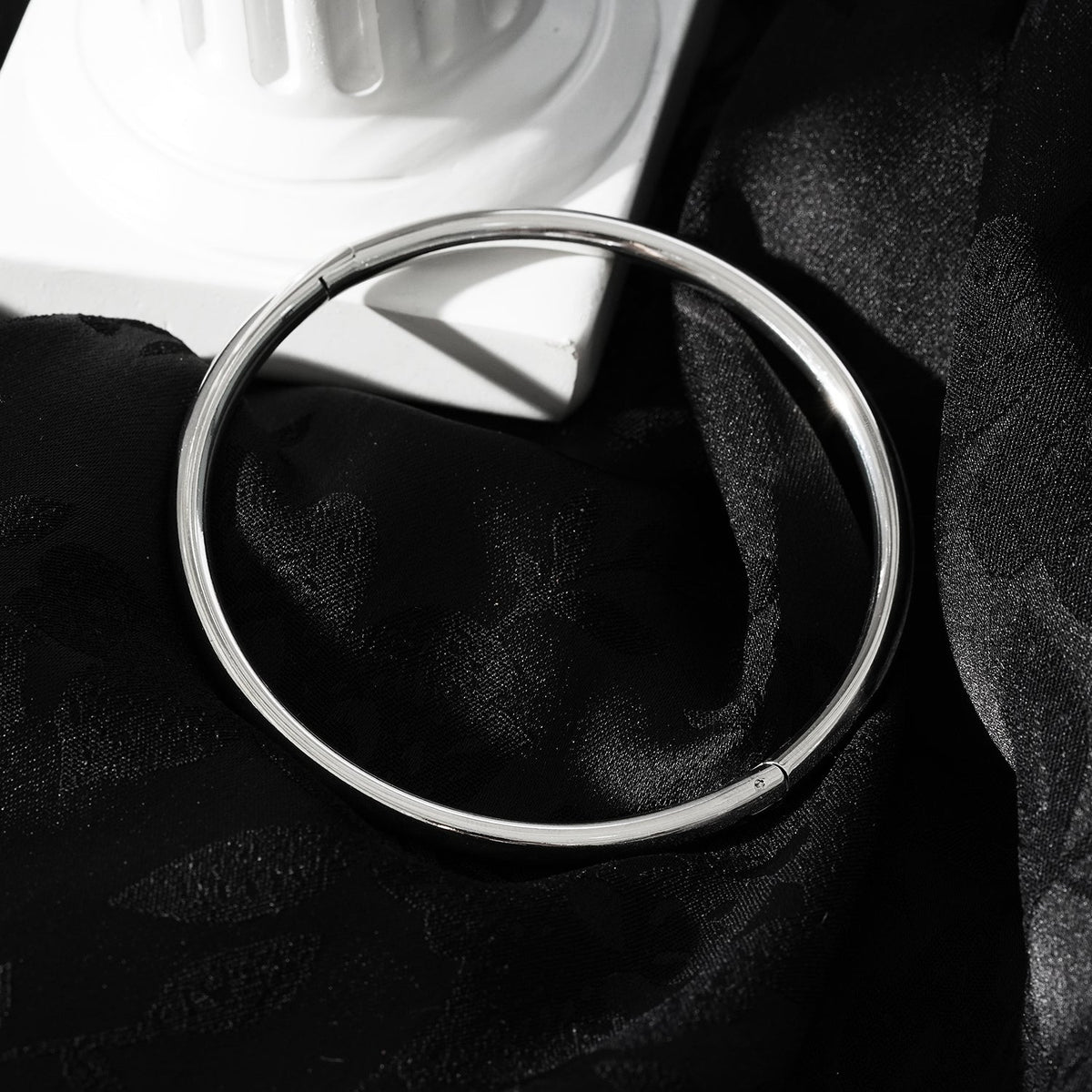 Style BARGARH : bracelet jonc en argent de style classique