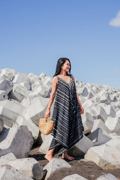 Combinaison courte tie-dye noire et blanche
