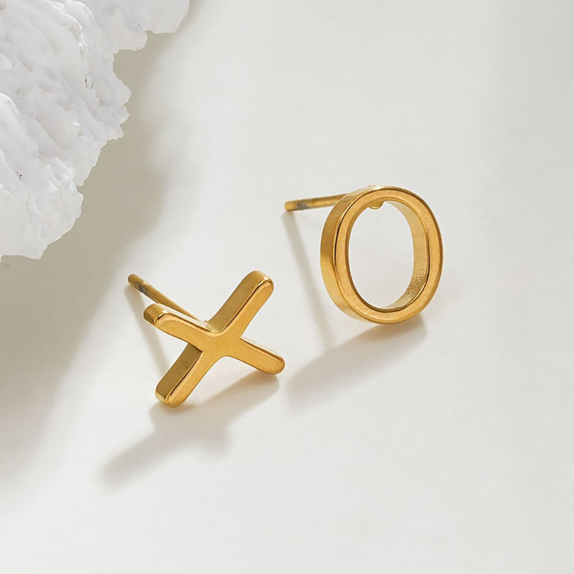 OX Gold: Boucles d'oreilles clous Baisers, Câlins et Éclat