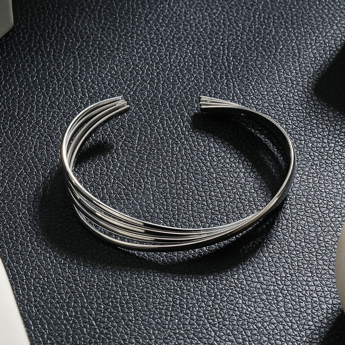 LIVIA Argent (Or Blanc) : Bracelet Lignes Géométriques