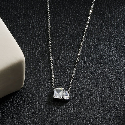 MAFFINA Argent (Or blanc) : Collier délicat en chaîne perlée avec pendentif duo oxyde de zirconium