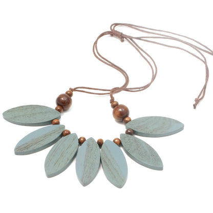 Collier Pétale en Bois